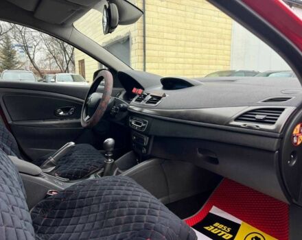 Красный Рено Меган, объемом двигателя 1.5 л и пробегом 212 тыс. км за 8200 $, фото 21 на Automoto.ua