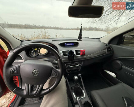 Червоний Рено Меган, об'ємом двигуна 1.46 л та пробігом 183 тис. км за 8900 $, фото 11 на Automoto.ua