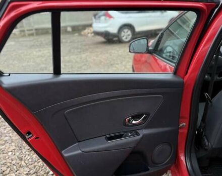 Красный Рено Меган, объемом двигателя 1.5 л и пробегом 165 тыс. км за 7450 $, фото 29 на Automoto.ua