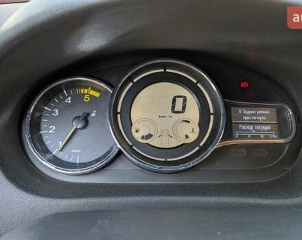 Красный Рено Меган, объемом двигателя 1.46 л и пробегом 187 тыс. км за 9500 $, фото 8 на Automoto.ua