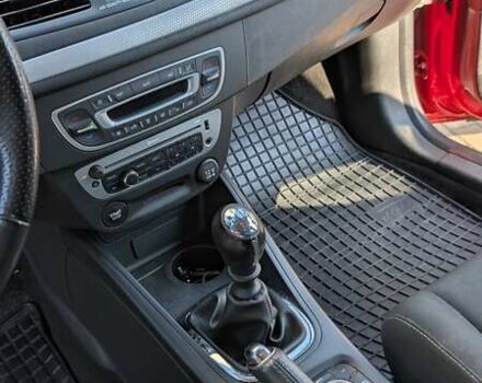 Красный Рено Меган, объемом двигателя 1.46 л и пробегом 187 тыс. км за 9500 $, фото 13 на Automoto.ua