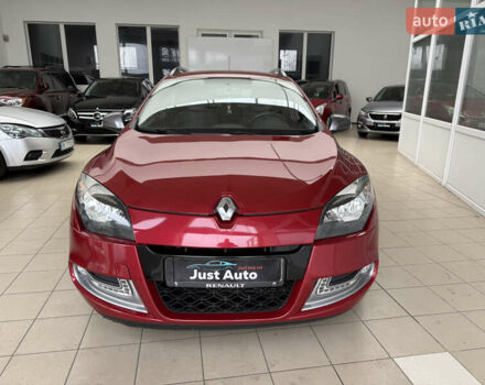 Красный Рено Меган, объемом двигателя 1.46 л и пробегом 181 тыс. км за 6800 $, фото 2 на Automoto.ua