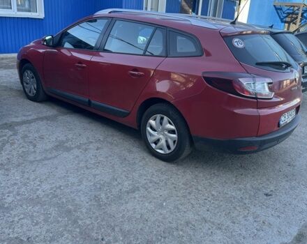 Рено Меган 2013 в Чернигове на Automoto.ua Красный Рено Меган, объемом двигателя 1.5 л и пробегом 197 тыс. км за 6400 $, фото 2 на Automoto.ua