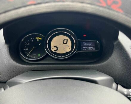 Красный Рено Меган, объемом двигателя 1.5 л и пробегом 212 тыс. км за 8200 $, фото 15 на Automoto.ua