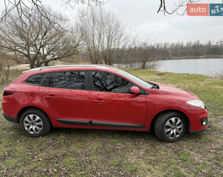 Червоний Рено Меган, об'ємом двигуна 1.46 л та пробігом 183 тис. км за 8900 $, фото 3 на Automoto.ua