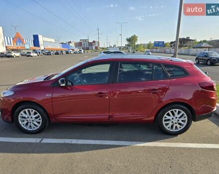 Рено Меган 2013 в Луцке на Automoto.ua Красный Рено Меган, объемом двигателя 1.46 л и пробегом 204 тыс. км за 10000 $, фото 1 на Automoto.ua