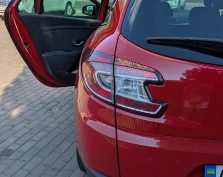 Красный Рено Меган, объемом двигателя 1.46 л и пробегом 187 тыс. км за 9500 $, фото 17 на Automoto.ua