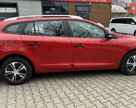 Красный Рено Меган, объемом двигателя 1.5 л и пробегом 250 тыс. км за 8999 $, фото 7 на Automoto.ua