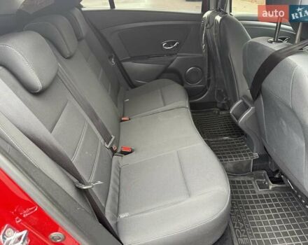 Червоний Рено Меган, об'ємом двигуна 1.5 л та пробігом 160 тис. км за 8800 $, фото 47 на Automoto.ua