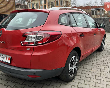 Красный Рено Меган, объемом двигателя 1.5 л и пробегом 250 тыс. км за 8999 $, фото 4 на Automoto.ua