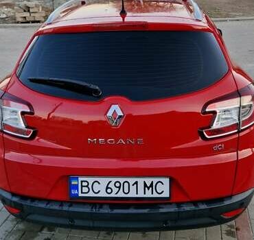 Червоний Рено Меган, об'ємом двигуна 1.5 л та пробігом 214 тис. км за 7300 $, фото 4 на Automoto.ua