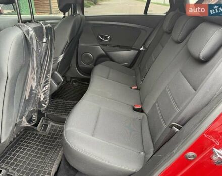Червоний Рено Меган, об'ємом двигуна 1.5 л та пробігом 160 тис. км за 8800 $, фото 46 на Automoto.ua