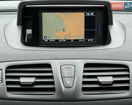 Червоний Рено Меган, об'ємом двигуна 1.5 л та пробігом 160 тис. км за 8800 $, фото 58 на Automoto.ua