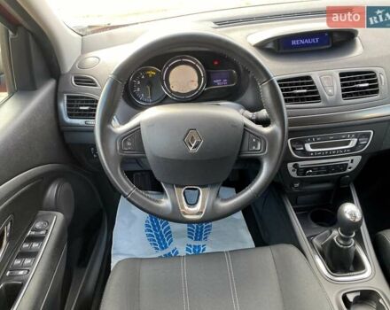 Червоний Рено Меган, об'ємом двигуна 1.5 л та пробігом 161 тис. км за 8650 $, фото 22 на Automoto.ua