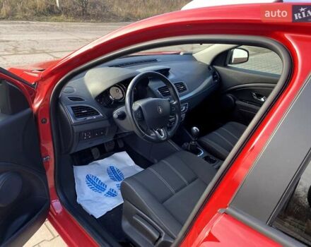 Червоний Рено Меган, об'ємом двигуна 1.5 л та пробігом 161 тис. км за 8650 $, фото 10 на Automoto.ua