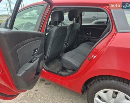 Красный Рено Меган, объемом двигателя 1.5 л и пробегом 493 тыс. км за 8000 $, фото 3 на Automoto.ua