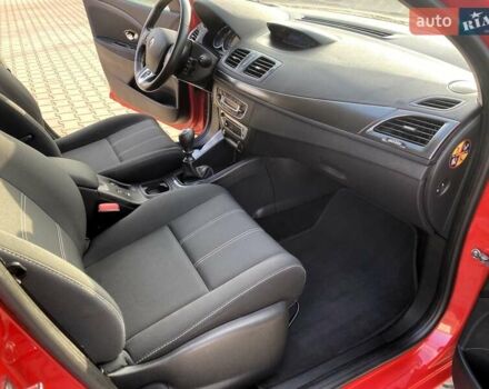 Червоний Рено Меган, об'ємом двигуна 1.5 л та пробігом 161 тис. км за 8650 $, фото 19 на Automoto.ua