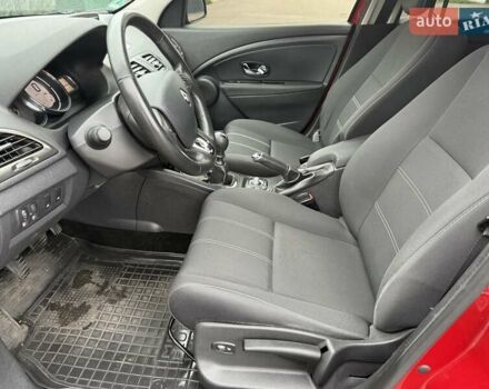 Червоний Рено Меган, об'ємом двигуна 1.5 л та пробігом 160 тис. км за 8800 $, фото 37 на Automoto.ua