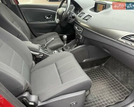 Червоний Рено Меган, об'ємом двигуна 1.5 л та пробігом 160 тис. км за 8800 $, фото 49 на Automoto.ua