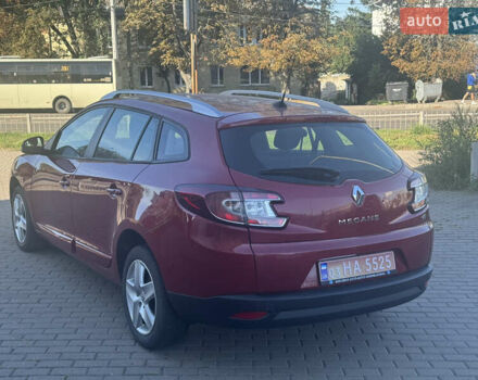 Красный Рено Меган, объемом двигателя 1.5 л и пробегом 250 тыс. км за 8150 $, фото 5 на Automoto.ua