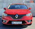 Красный Рено Меган, объемом двигателя 1.2 л и пробегом 130 тыс. км за 10200 $, фото 2 на Automoto.ua