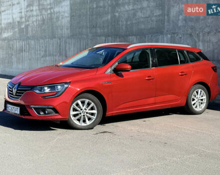Красный Рено Меган, объемом двигателя 1.2 л и пробегом 130 тыс. км за 10200 $, фото 4 на Automoto.ua
