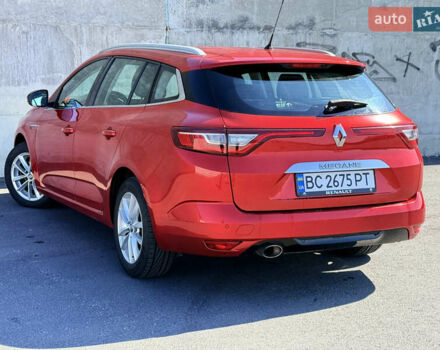 Красный Рено Меган, объемом двигателя 1.2 л и пробегом 130 тыс. км за 10200 $, фото 7 на Automoto.ua