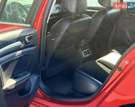 Красный Рено Меган, объемом двигателя 1.2 л и пробегом 130 тыс. км за 10200 $, фото 9 на Automoto.ua