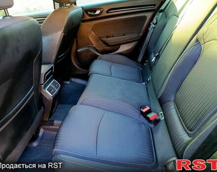 Красный Рено Меган, объемом двигателя 1.5 л и пробегом 220 тыс. км за 12000 $, фото 9 на Automoto.ua