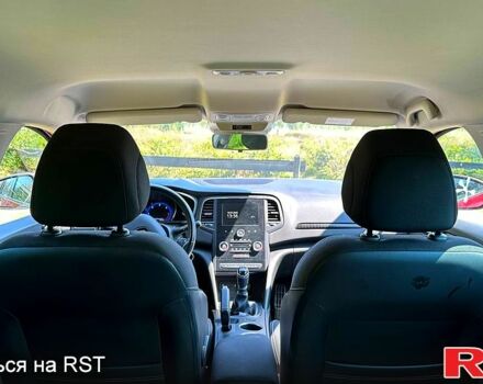 Красный Рено Меган, объемом двигателя 1.5 л и пробегом 164 тыс. км за 14000 $, фото 7 на Automoto.ua