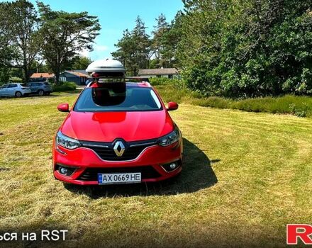 Красный Рено Меган, объемом двигателя 1.5 л и пробегом 164 тыс. км за 14000 $, фото 1 на Automoto.ua