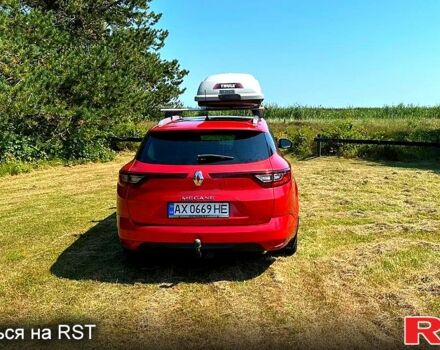 Красный Рено Меган, объемом двигателя 1.5 л и пробегом 164 тыс. км за 14000 $, фото 2 на Automoto.ua