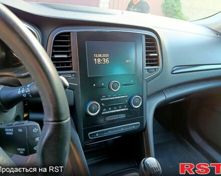 Красный Рено Меган, объемом двигателя 1.5 л и пробегом 220 тыс. км за 12000 $, фото 7 на Automoto.ua