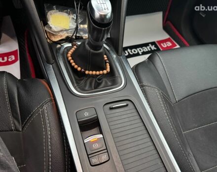 Красный Рено Меган, объемом двигателя 1.5 л и пробегом 235 тыс. км за 14500 $, фото 22 на Automoto.ua