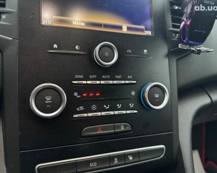 Красный Рено Меган, объемом двигателя 1.5 л и пробегом 235 тыс. км за 14500 $, фото 21 на Automoto.ua