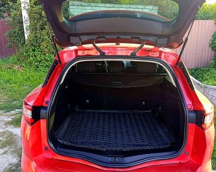 Красный Рено Меган, объемом двигателя 1.5 л и пробегом 220 тыс. км за 12000 $, фото 10 на Automoto.ua