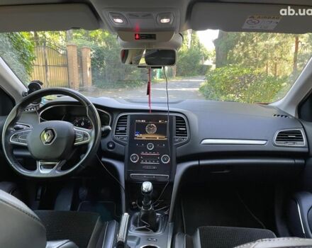 Красный Рено Меган, объемом двигателя 1.5 л и пробегом 202 тыс. км за 12480 $, фото 22 на Automoto.ua