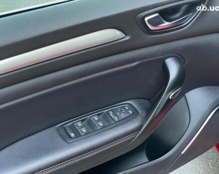 Красный Рено Меган, объемом двигателя 1.5 л и пробегом 202 тыс. км за 12480 $, фото 14 на Automoto.ua