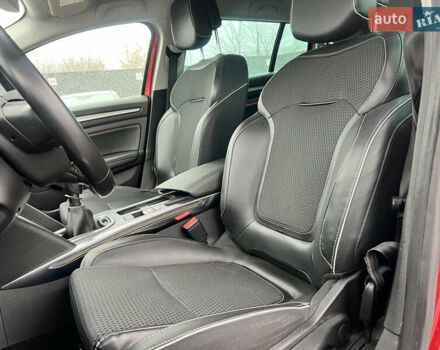 Красный Рено Меган, объемом двигателя 1.5 л и пробегом 209 тыс. км за 13665 $, фото 25 на Automoto.ua