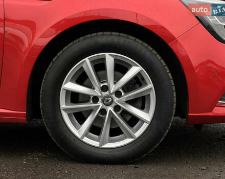 Красный Рено Меган, объемом двигателя 1.5 л и пробегом 209 тыс. км за 13665 $, фото 22 на Automoto.ua