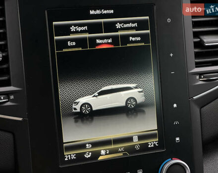 Красный Рено Меган, объемом двигателя 1.5 л и пробегом 209 тыс. км за 13665 $, фото 55 на Automoto.ua