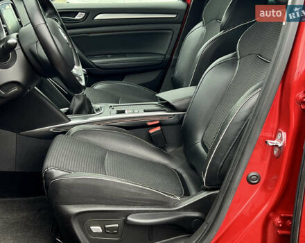 Красный Рено Меган, объемом двигателя 1.5 л и пробегом 209 тыс. км за 13665 $, фото 24 на Automoto.ua