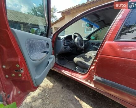 Червоний Рено Меган, об'ємом двигуна 1.39 л та пробігом 316 тис. км за 1500 $, фото 1 на Automoto.ua