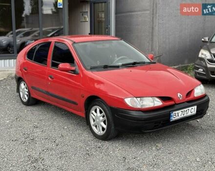 Красный Рено Меган, объемом двигателя 1.39 л и пробегом 300 тыс. км за 1850 $, фото 1 на Automoto.ua