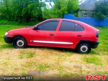 Рено Меган 1997 в Краснокутске на Automoto.ua Красный Рено Меган, объемом двигателя 1.4 л и пробегом 114 тыс. км за 700 $, фото 1 на Automoto.ua