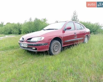 Красный Рено Меган, объемом двигателя 1.6 л и пробегом 300 тыс. км за 1100 $, фото 1 на Automoto.ua