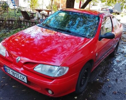 Красный Рено Меган, объемом двигателя 1.6 л и пробегом 250 тыс. км за 1750 $, фото 1 на Automoto.ua