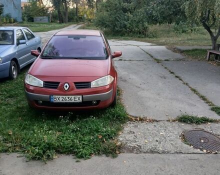 Красный Рено Меган, объемом двигателя 1.6 л и пробегом 258 тыс. км за 3300 $, фото 1 на Automoto.ua
