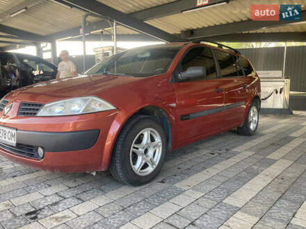 Рено Меган 2003 в Львове на Automoto.ua Красный Рено Меган, объемом двигателя 1.6 л и пробегом 295 тыс. км за 3400 $, фото 1 на Automoto.ua