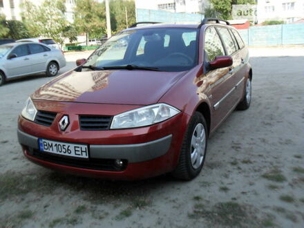 Рено Меган 2003 в Сумах на Automoto.ua Красный Рено Меган, объемом двигателя 1.6 л и пробегом 186 тыс. км за 4850 $, фото 1 на Automoto.ua